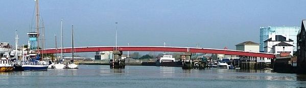 This picture copyright © Graham Horn under Creative Commons Attribution-Share Alike 2.0 Generic License picture of the River Arun at Littlehampton in West Sussex.
