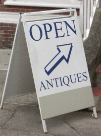 Petworth antiques signage