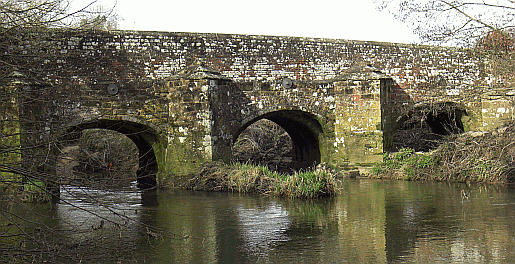 Woolbeding Bridge - taking traffic over the River Rother at Woolbeding, north west of Midhurst in West Sussex Picture of the Rother